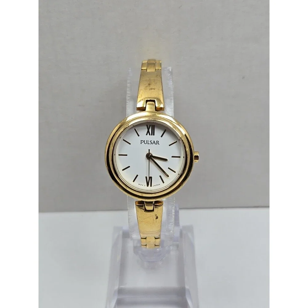 Pulsar by Seiko Womens Gold Tone Dress Watch Dainty Bracelet Quartz New Battery